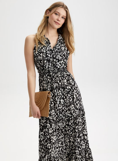 Frill Detail V-Neck Maxi Dress
